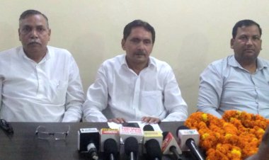 देश और संविधान को बचाना हम सब की जिम्मेदारी है - संजय गुर्जर