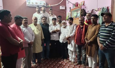 नेशनल यूथ जर्नलिस्ट एसोसिएशन के अध्यक्ष  संतोष गुप्ता और विनय ठाकुर बने महामंत्री