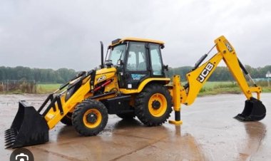 अवैध मिट्टी खनन करते हुए पकड़े गए ट्रैक्टर जेसीबी हुए सीज