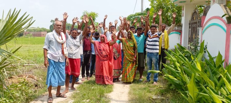 हर घर जल पहुंचाने से पहले ही ग्रामीणों ने किया प्रदर्शन