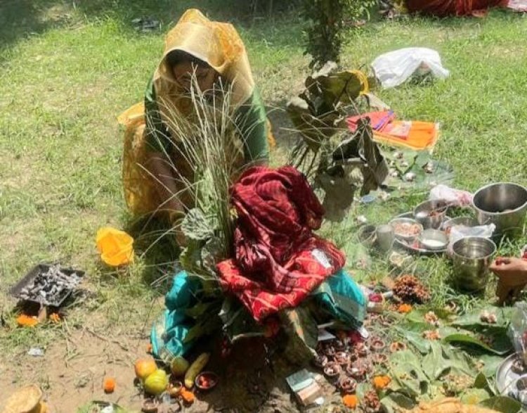 सेक्टर 82 पाकेट 7 में हलछठ धूमधाम से मनाई गई