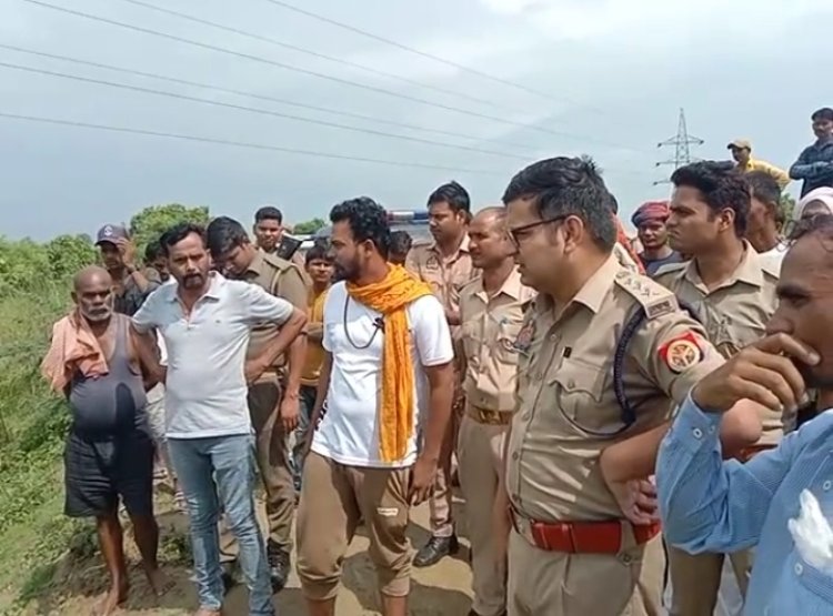 नहर के किनारे संदिग्ध परिस्थितियों में मिला शव, हत्या की आशंका