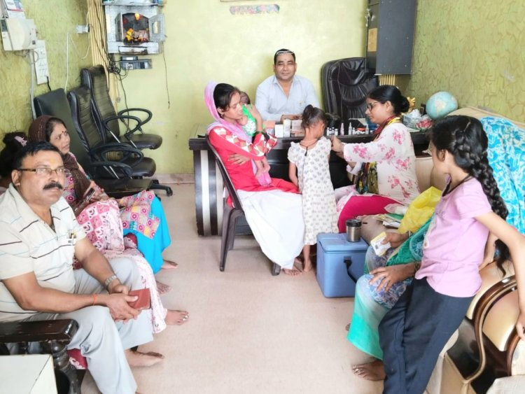 समाज की आवाज ट्रस्ट के द्वारा 0-5 साल तक के बच्चों का हुआ टीकाकरण