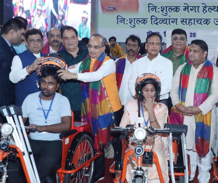 पीएम मोदी के जन्मदिन के अवसर पर लव कुश रामलीला कमेटी द्वारा मेगा हेल्थ कैंप का हुआ आयोजन 