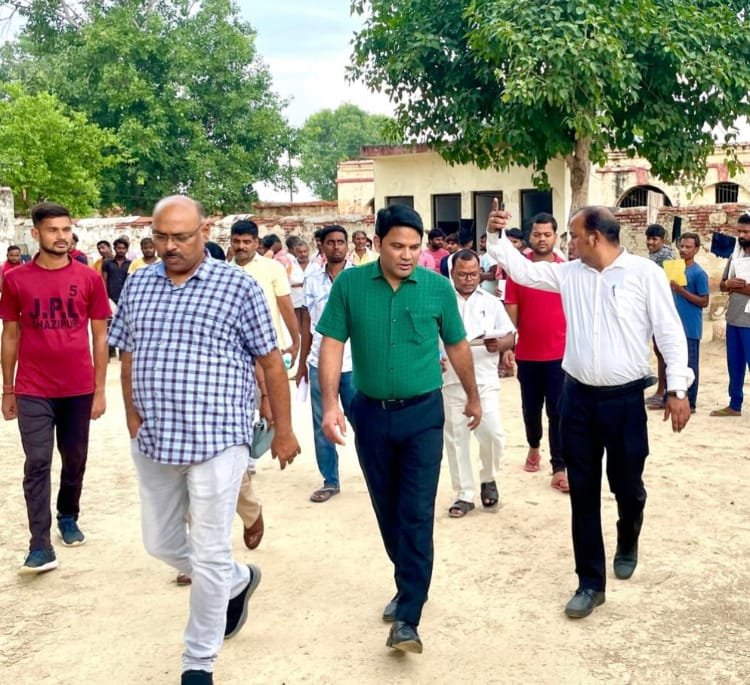 सचिव दीपेन्द्र कुमार गुप्ता ने किया जिला जेल का निरीक्षण 
