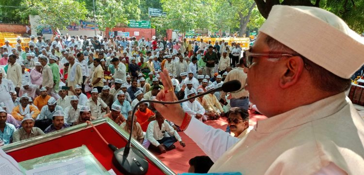 पिछड़े वर्ग की प्रमुख मांगों को लेकर दिल्ली जंतर मंतर पर हुआ धरना प्रदर्शन