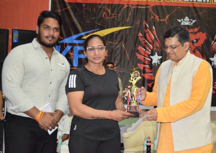 लड़कियां हर खेल में देश का गौरव बढ़ा रहीं हैं - गोपाल कृष्ण अग्रवाल