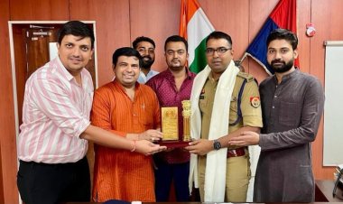 एसीपी रजनीश वर्मा को जनता की सेवा में अव्वल आने पर  'नोवरा सम्मान'