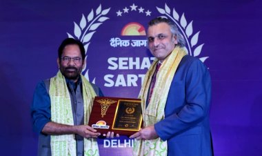 डॉ आशीष गौतम एक्सीलेंस इन रोबोटिक एंड बेरिएट्रिक सर्जरी  दिल्ली एनसीआर सेहत सारथी अवार्ड से सम्मानित