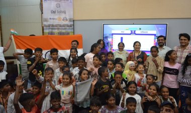 वंचित बच्चों के लिए भारत-पाकिस्तान विश्व कप मैच की स्क्रीनिंग की मेजबानी की