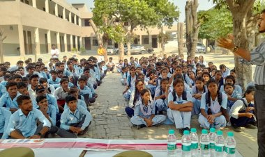 चैलेंजर्स ग्रुप और नोएडा पुलिस ने दिया नारी सशक्तिकरण का संदेश