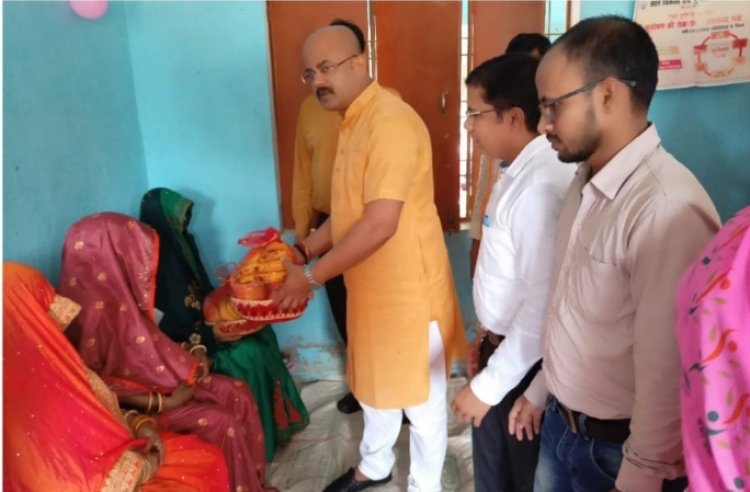 आंगनवाड़ी केन्द्र पर पोषण मेला का हुआ आयोजन