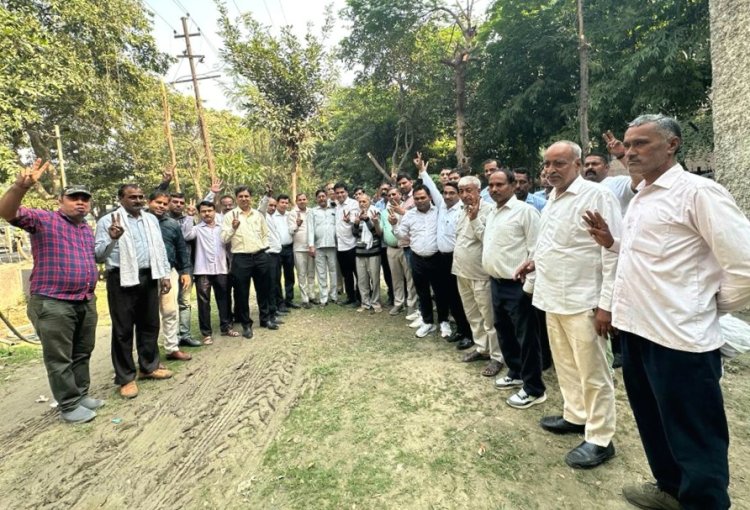 राजकुमार पैनल का दावा मिल रहा है कर्मचारियों का समर्थन 