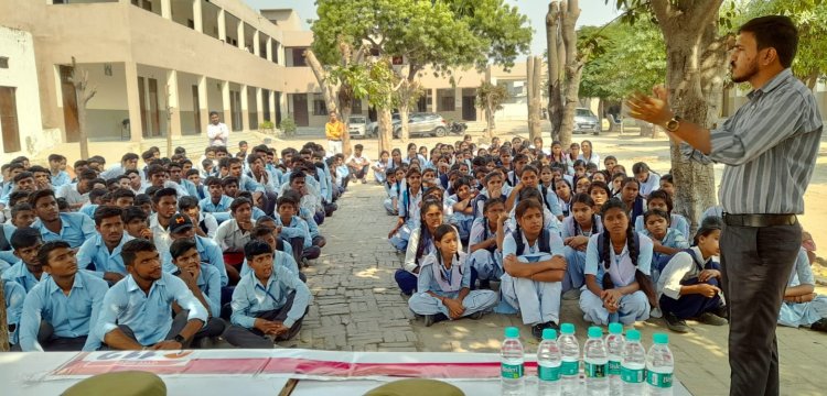 चैलेंजर्स ग्रुप और नोएडा पुलिस ने दिया नारी सशक्तिकरण का संदेश