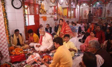 वार्षिक यम द्वितीया पूजन समारोह मे हुआ भजन व भंडारे का आयोजन