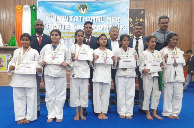 कराटे प्रतियोगिता में डेढ़ सौ बच्चों ने लिया भाग