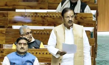 डा. महेश शर्मा ने आयुष्मान भारत योजना के क्रार्यान्वयन से जुड़ी रिपोर्ट की सदन के सामने पेश