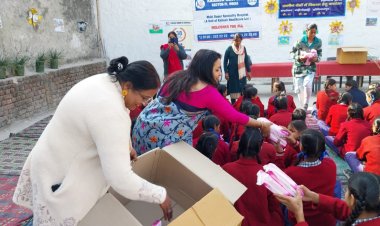 मासिक धर्म स्वच्छता, जागरूकता शिविर और सेनेटरी नैपकिन ड्राइव का हुअ आयोजन