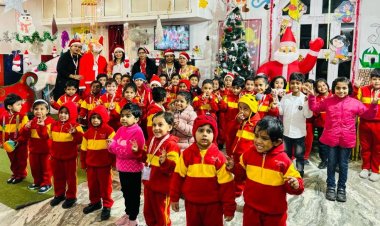 मदर्सलैप प्ले स्कूल में हर्षोल्लास के साथ मनाया गया क्रिसमस