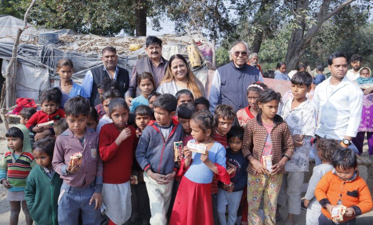 डॉक्टर बबीता शर्मा ने किए जरूरतमंदों में 101 कंबल वितरण