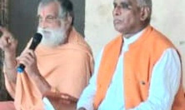 कृष्णनगरी वृन्दावन में गन्दगी देख भड़के पूर्व केन्द्रीय सचिव डा. कमल टावरी 