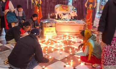 इस्कॉन नोएडा को रोशनी एवं 5000 दियों से किया गया अलंकृत,