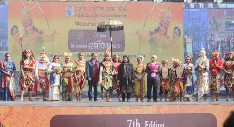 अगले साल विश्व के कई दूसरे देशों में होगा रामायण फेस्टिवल - मीनाक्षी लेखी