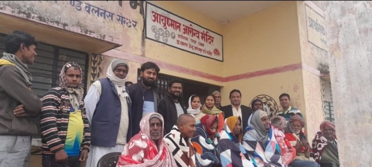 गणतंत्र दिवस पर प्राथमिक स्वास्थ्य केंद्र के डाक्टर मोहम्मद आसिफ लारी का अनमोल पहल