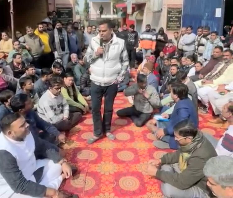 जब तक वैभव सिंगल की डेड बॉडी नहीं मिलेगी धरना जारी रहेगा - सत नारायण गोयल