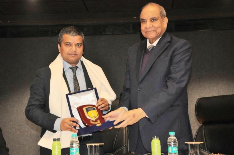 वरिष्ठ आईएसएस अधिकारियों ने एमिटी युवाओं को विकसित भारत में योगदान देने हेतु किया प्रोत्साहित