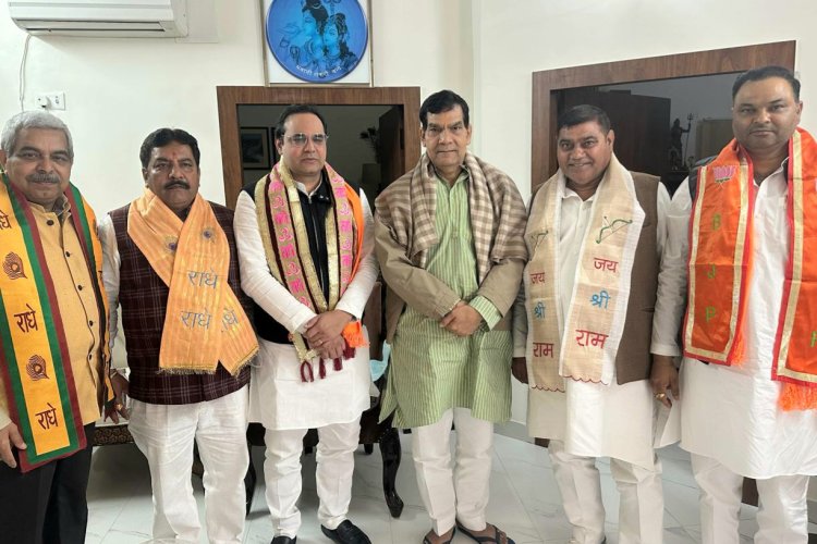 विद्युत मंत्री अरविंद शर्मा से मिले योगेन्द्र शर्मा, विद्युत समस्या से कराया अवगत