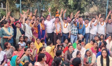 सेक्टर 82 पाकेट 7 में आरडब्ल्यूए चुनाव में राघवेन्द्र दूबे पैनल ने मारी बाजी