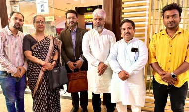 बच्चों के लिए स्वतंत्र वीर वीर सावरकर फिल्म की हुई स्पेशल स्क्रीनिंग