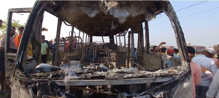 महाहर धाम पर शादी में जा रहे बस में बिजली के चपेट में आने से पांच की मौत, आधा दर्जन झुलसे