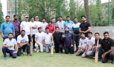 फ्रेंडली क्रिकेट मैच में राइजर्स ने अटैकर्स की टीम को हराया