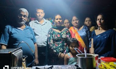 जाग्रति वाहिनी द्वारा दिव्यांग को सहयोग राशि - आशा सिंह 