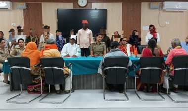 दहेज के लिए प्रताड़ित करते थे ससुराल जन परिवार परामर्श केन्द्र से ससुराल गई पूजा