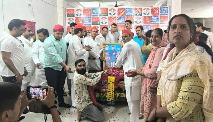 सपा महानगर ने मनाई डॉ. भीमराव आंबेडकर जयंती