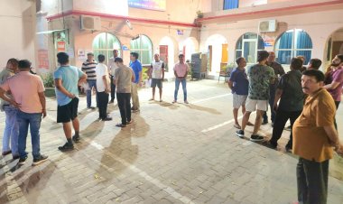 श्री राधा स्काई गार्डन सोसायटी ग्रेटर नोयडा वेस्ट में छाया अंधेरा