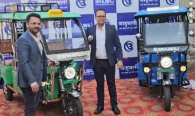 ई-रिक्शा के आने से महिलाओं को इन्हें चलाकर आत्मनिर्भर बनाने की राह मिली