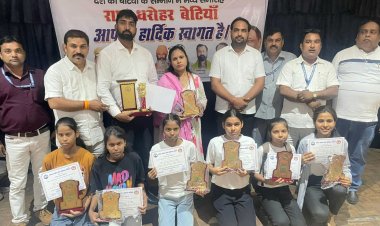 महिला एवं बाल विकास कार्यों के लिए  वाईएसएस फाउंडेशन को किया सम्मानित