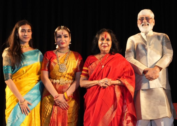 ऋषा टंडन और उनके अरंगेत्रम समारोह भारतीय पारंपरिक डांस स्टाइल अवसर मनाया गया