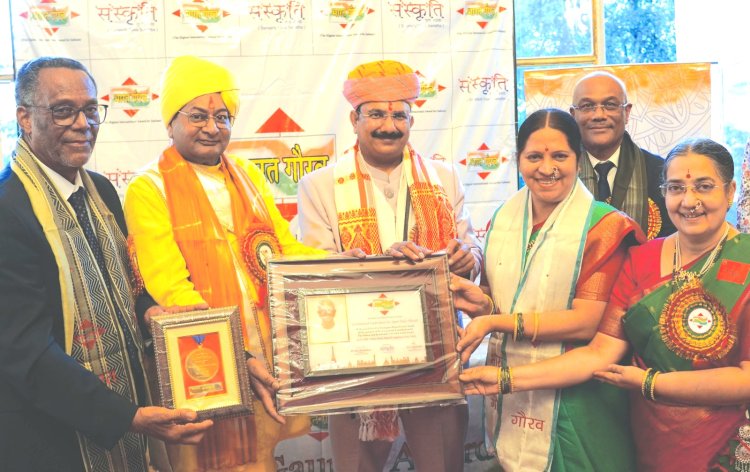 फ्रान्स के सीनेट में सनातन संस्था के संस्थापक सच्चिदानंद परब्रह्म डॉ. जयंत आठवले  का ‘भारत गौरव पुरस्कार’ से हुआ सम्मान 