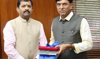 दिव्यांगों के क्रिकेट को लेकर केंद्रीय खेल मंत्री मनसुख मंडाविया से मिले डीसीसीआई के चेयरमैन राजेश भारद्वाज