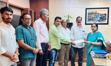 वेयरहाउस संचालन में आ रही दिक्कतों के संबंध में सौंपा ज्ञापन