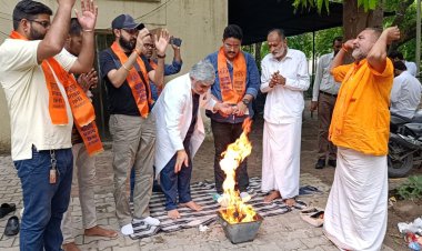 पुलिस बुद्धि शुद्धि यज्ञ किया डॉ बी पी त्यागी व श्री सीतारमन एस रामा शास्त्री ने 