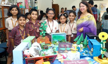 जादुई पिटारा,कहानी मंचन ने जीता अभिभावकों का दिल