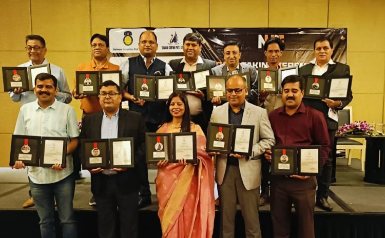 नोएडा हाई राईज फेडरेशन 100x ने अपने संस्थापक बोर्ड के लिए शपथ ग्रहण समारोह किया आयोजित