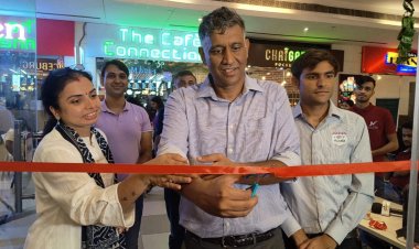 चिज़ी और प्रामाणिक भारतीय पिज़्ज़ा और प्रीमियम बर्गर के लिए प्रसिद्ध है फूड मोहल्ला- निति जैन