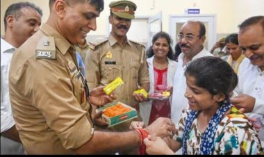 अपना घर आश्रम में रक्षाबंधन का पर्व बड़े ही हर्षौल्लास के मना